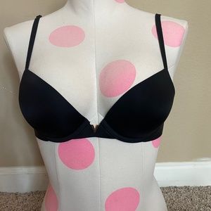 Victorias Secret Illusion push-up bra 32B